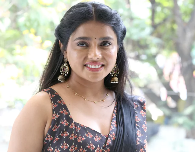 Sumaya Reddy Dear Uma Interview Photos